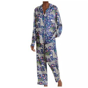 Karen Mabon Snow Leopard Silky Pyjama Set ( 4XL )